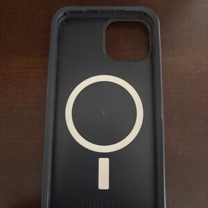 OtterBox Black MagSafe Compatible Case for iPhone 15